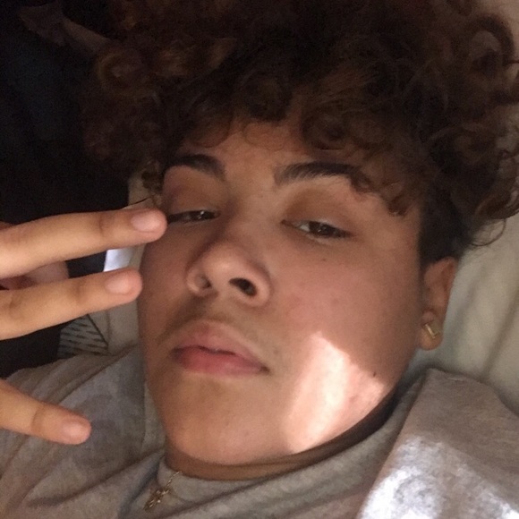 Meet your Posher, Madison - Picture 1 of 1